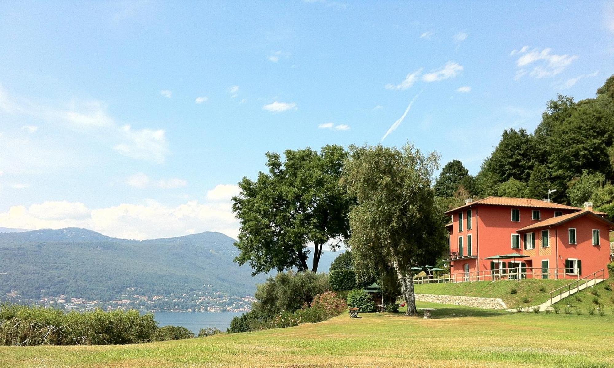 Locanda Pozzetto لافينو-مومبيلو المظهر الخارجي الصورة