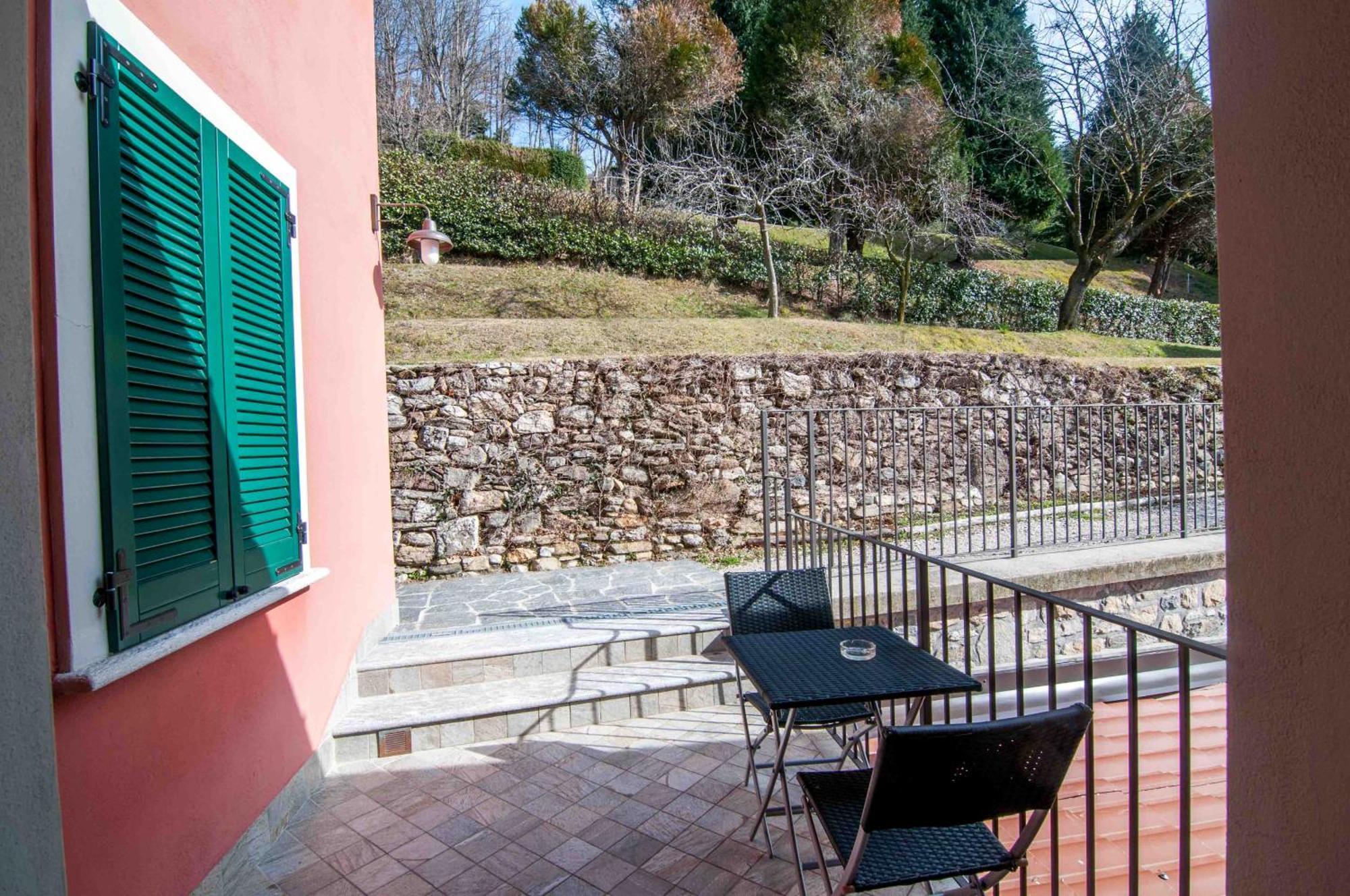 Locanda Pozzetto لافينو-مومبيلو الغرفة الصورة