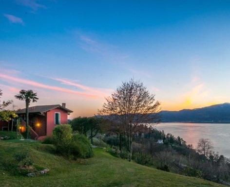 Locanda Pozzetto لافينو-مومبيلو المظهر الخارجي الصورة